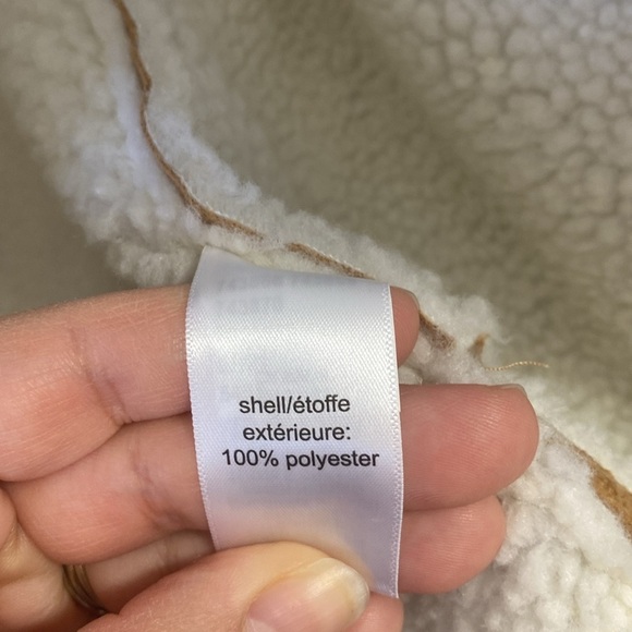 🚨Womens Maurices Brown Faux Suede Sherpa Trim Tan Vest - Picture 8 of 9